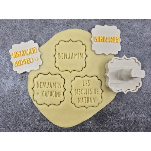Emporte-pièce chic Pivofix - 1 à 3 lignes personnalisables